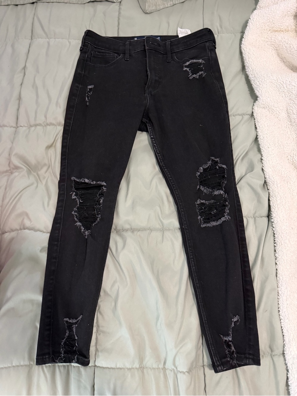 Hollister Black Ripped Women's Skinny Jeans